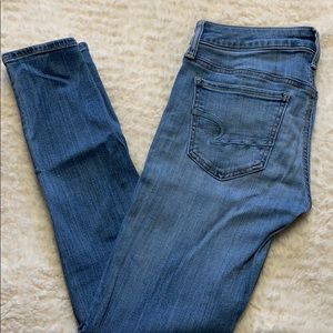 American eagle light wash jegging